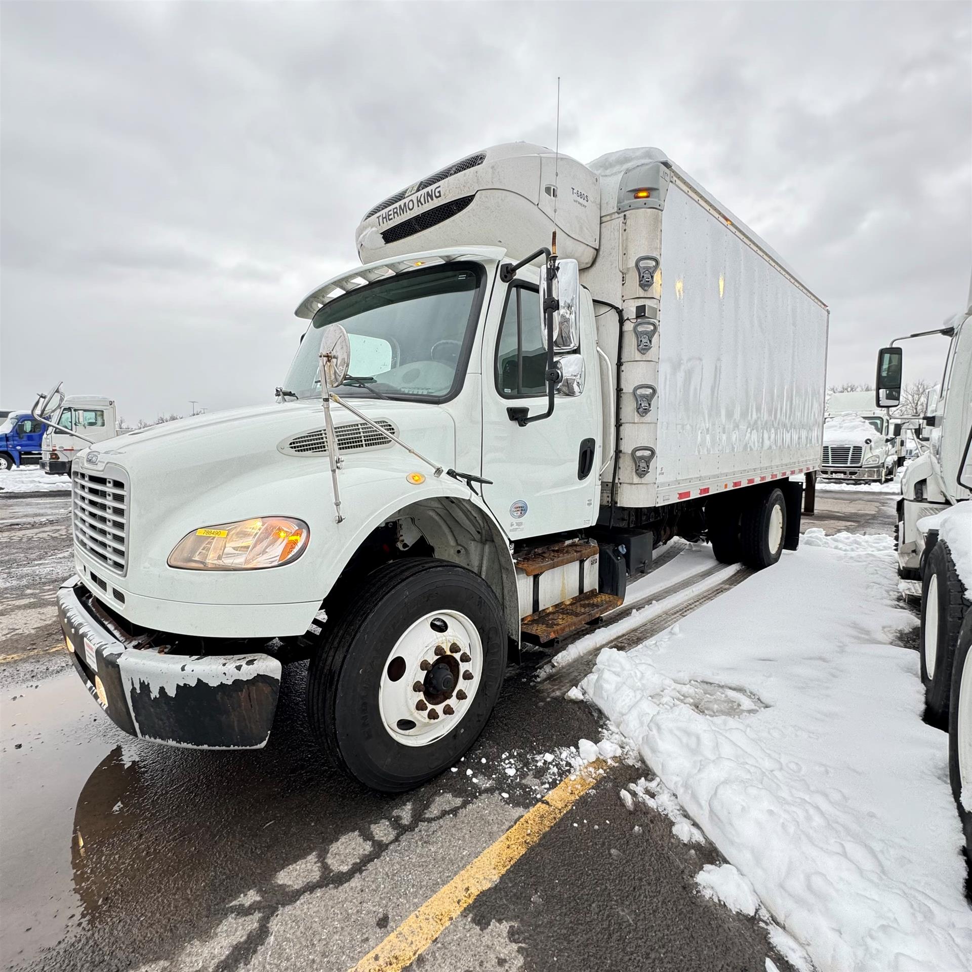 2018 Freightliner M2 106