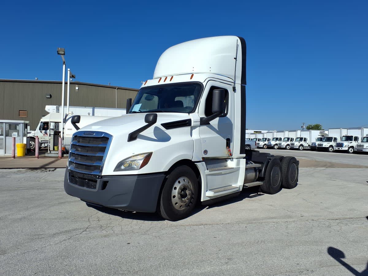 2020 Freightliner NEW CASCADIA PX12664