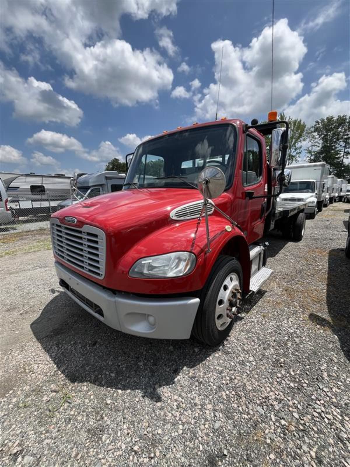2018 Freightliner M2 106
