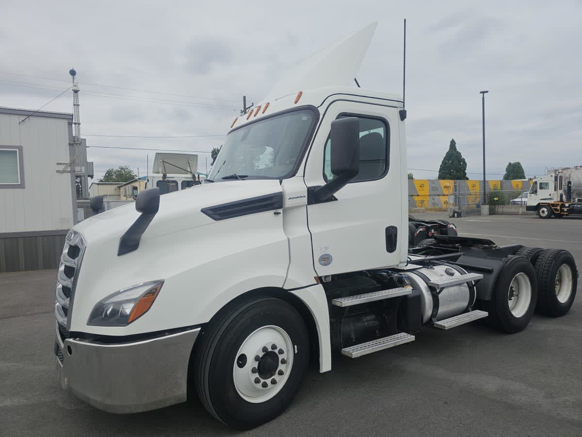 2019 Freightliner NEW CASCADIA PX12664