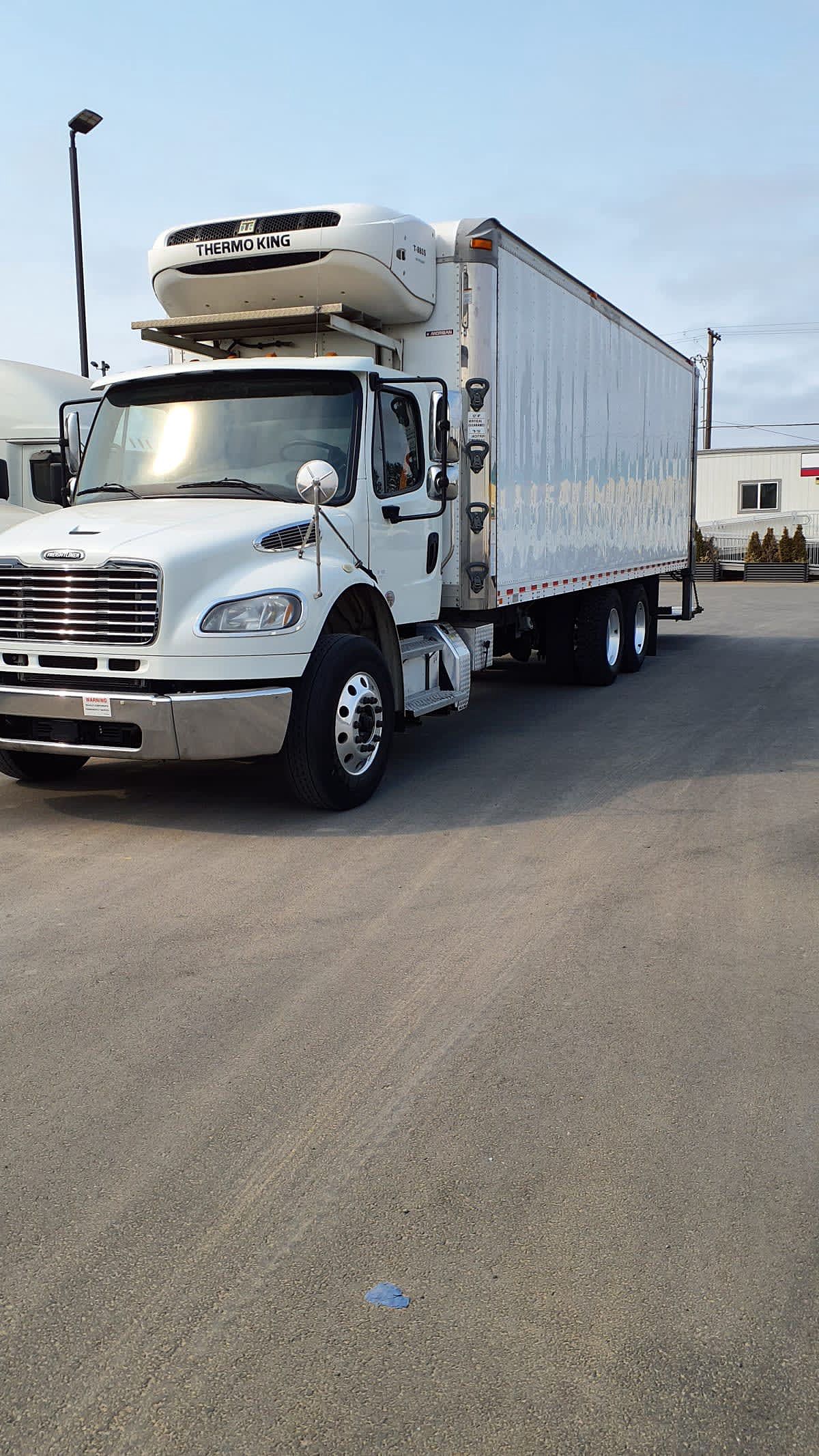 2019 Freightliner M2 106