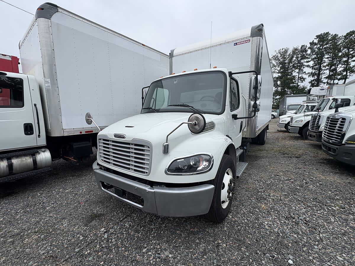 2022 Freightliner M2 106