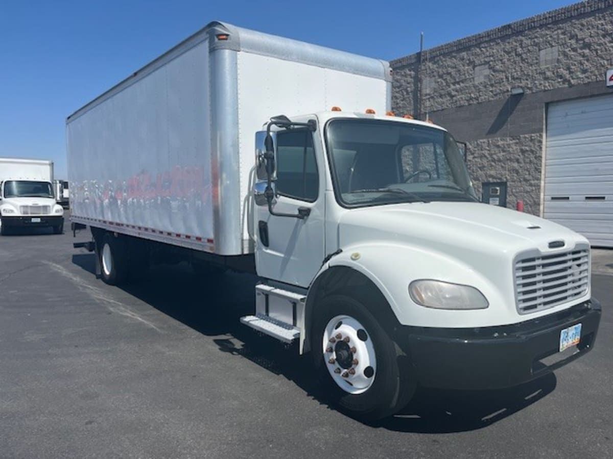 2018 Freightliner M2 106