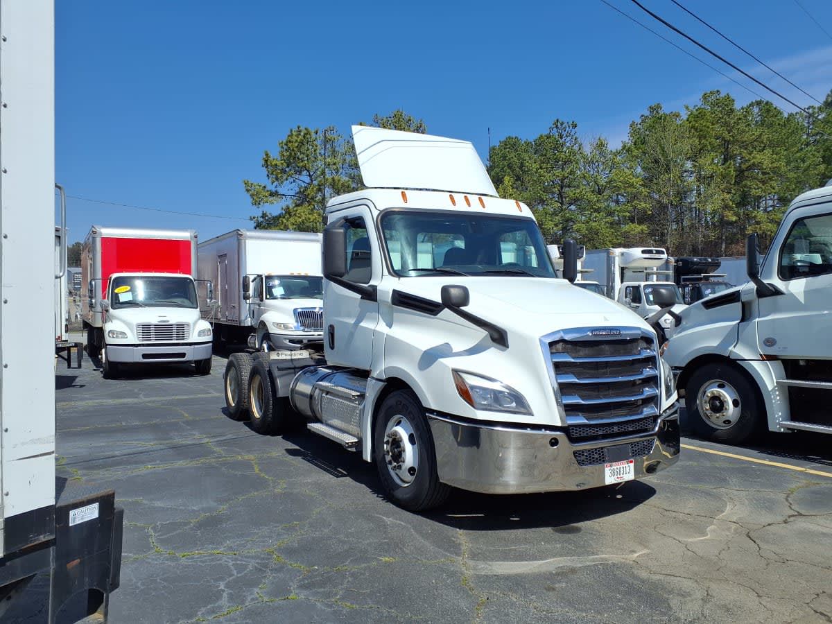 2020 Freightliner NEW CASCADIA PX12664