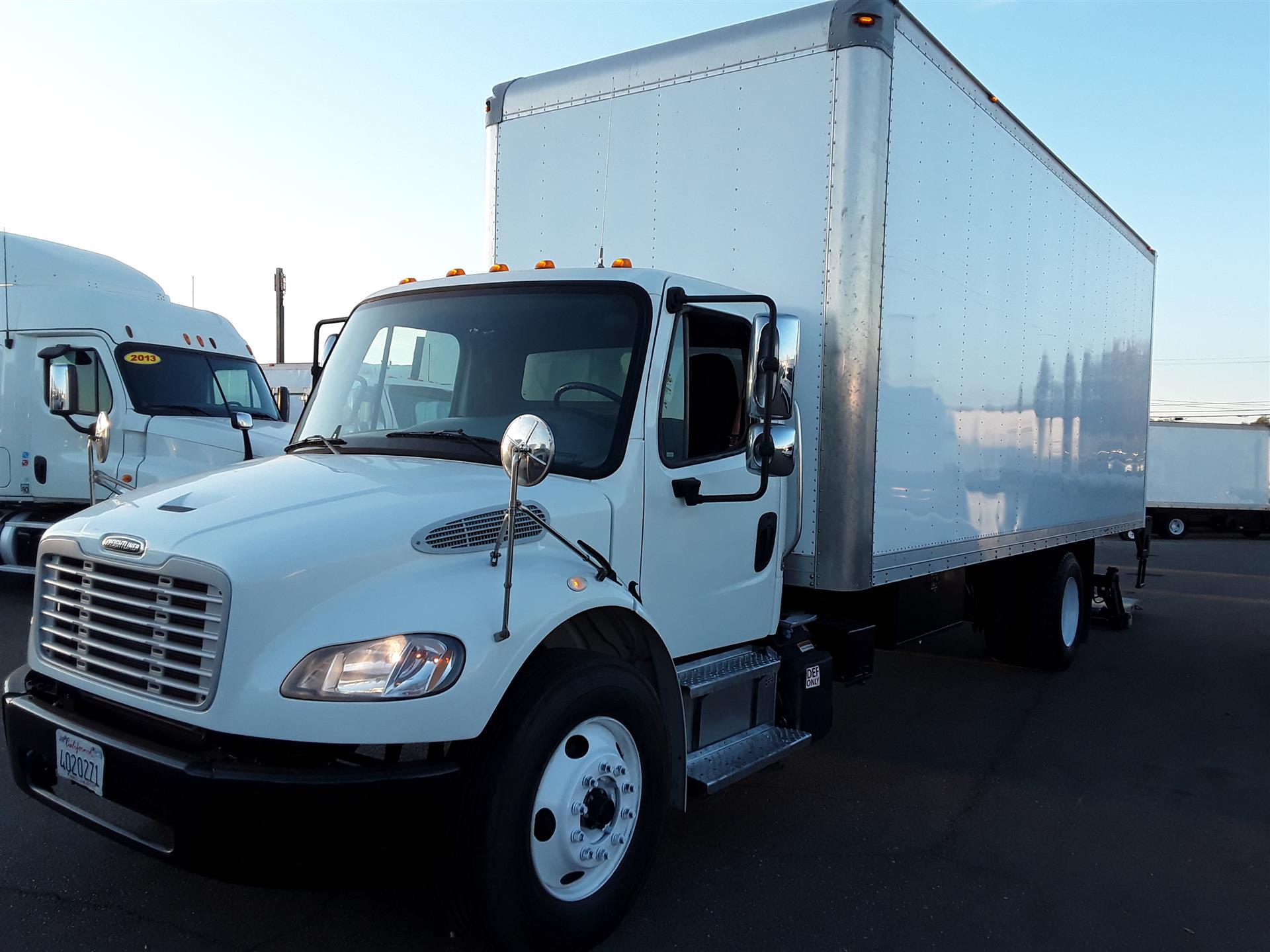 2017 Freightliner M2 106