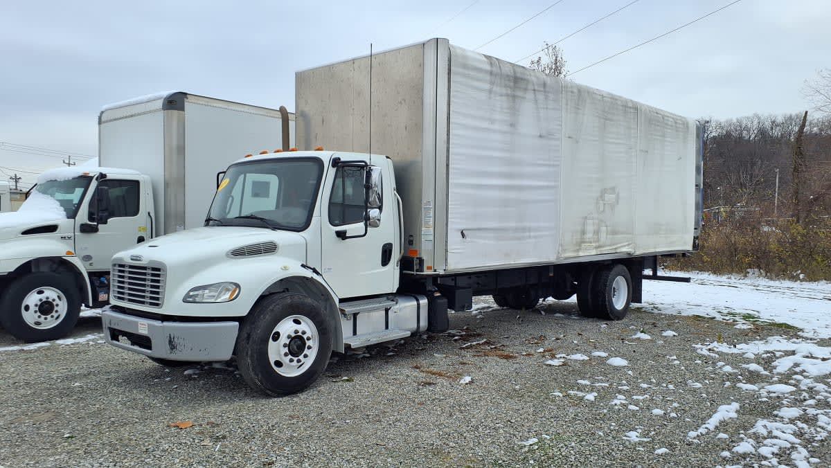 2019 Freightliner M2 106