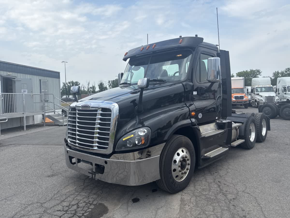 2019 Freightliner CASCADIA 125