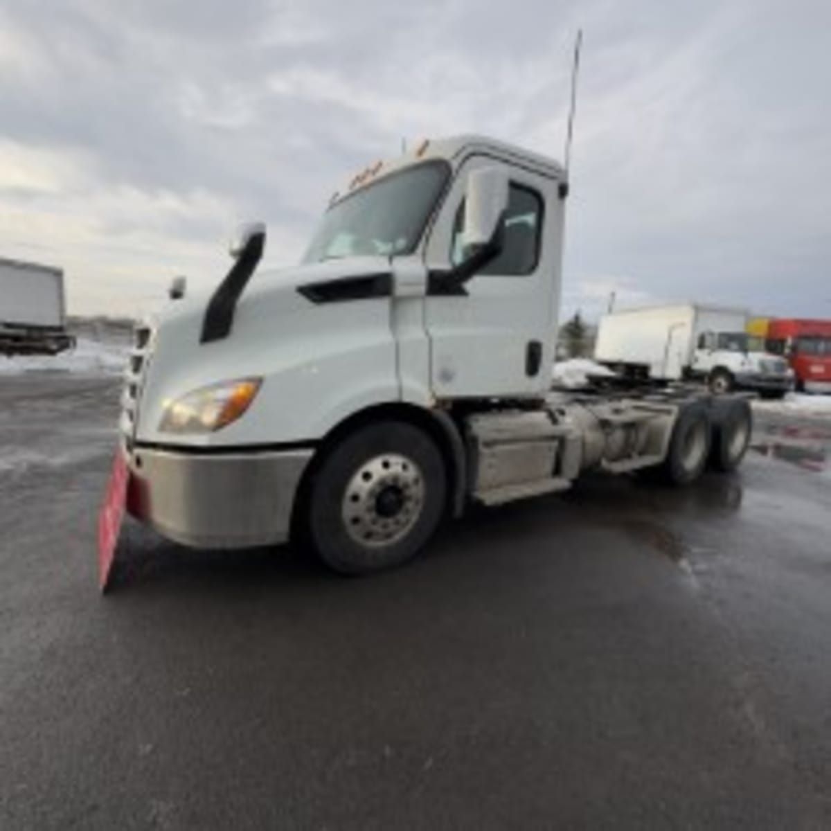 2020 Freightliner NEW CASCADIA 116