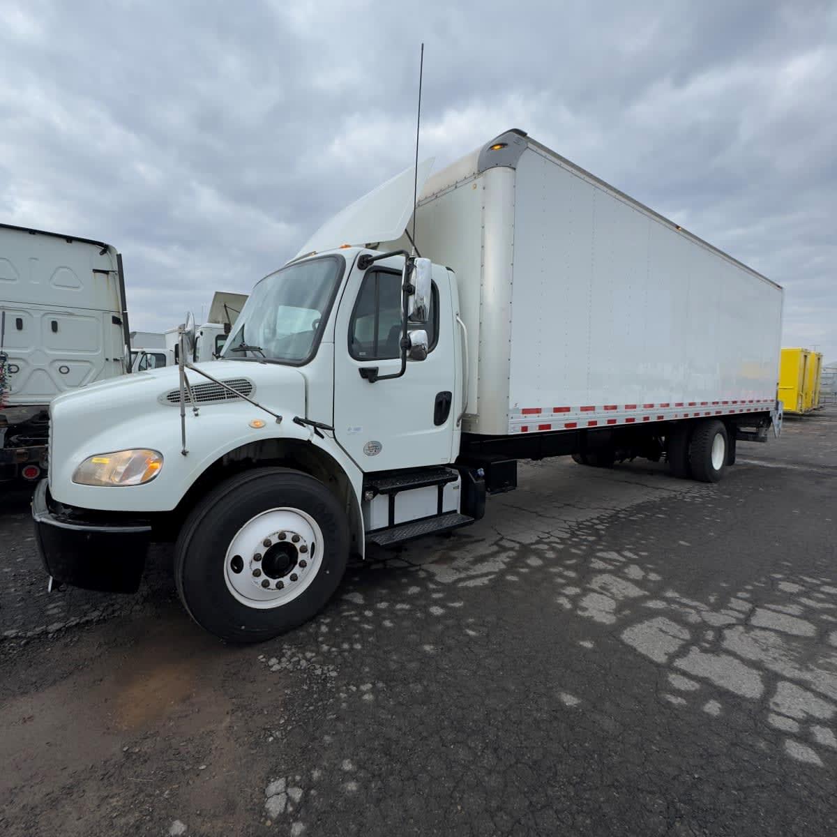 2019 Freightliner M2 106