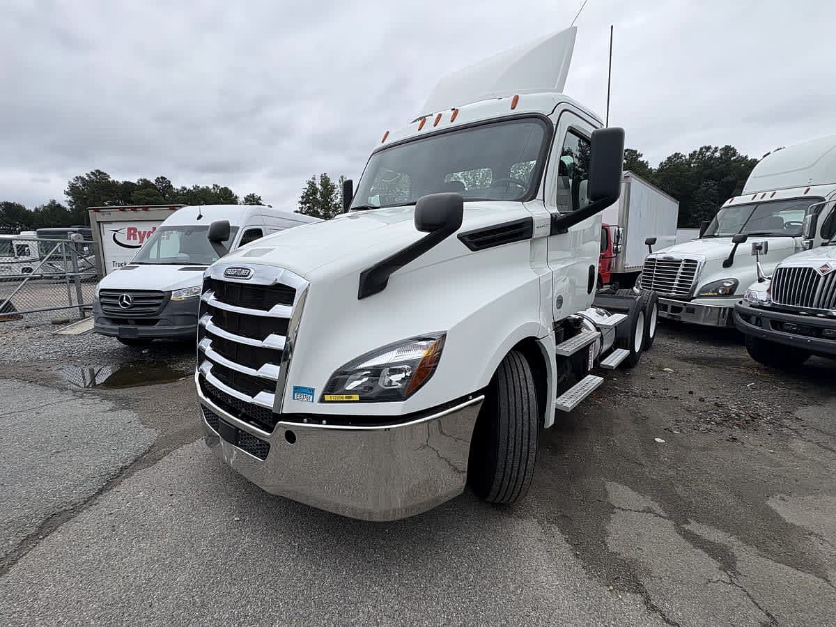 2019 Freightliner NEW CASCADIA PX12664