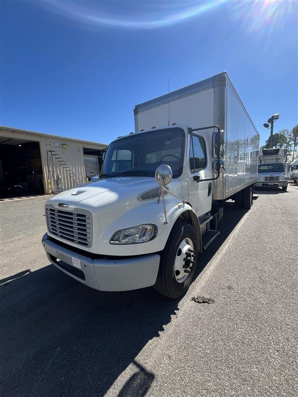 2016 Freightliner M2 106