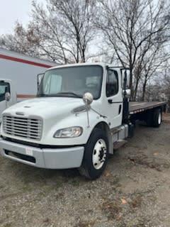 2017 Freightliner M2 106