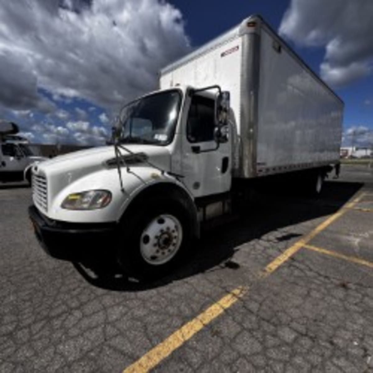 2018 Freightliner M2 106