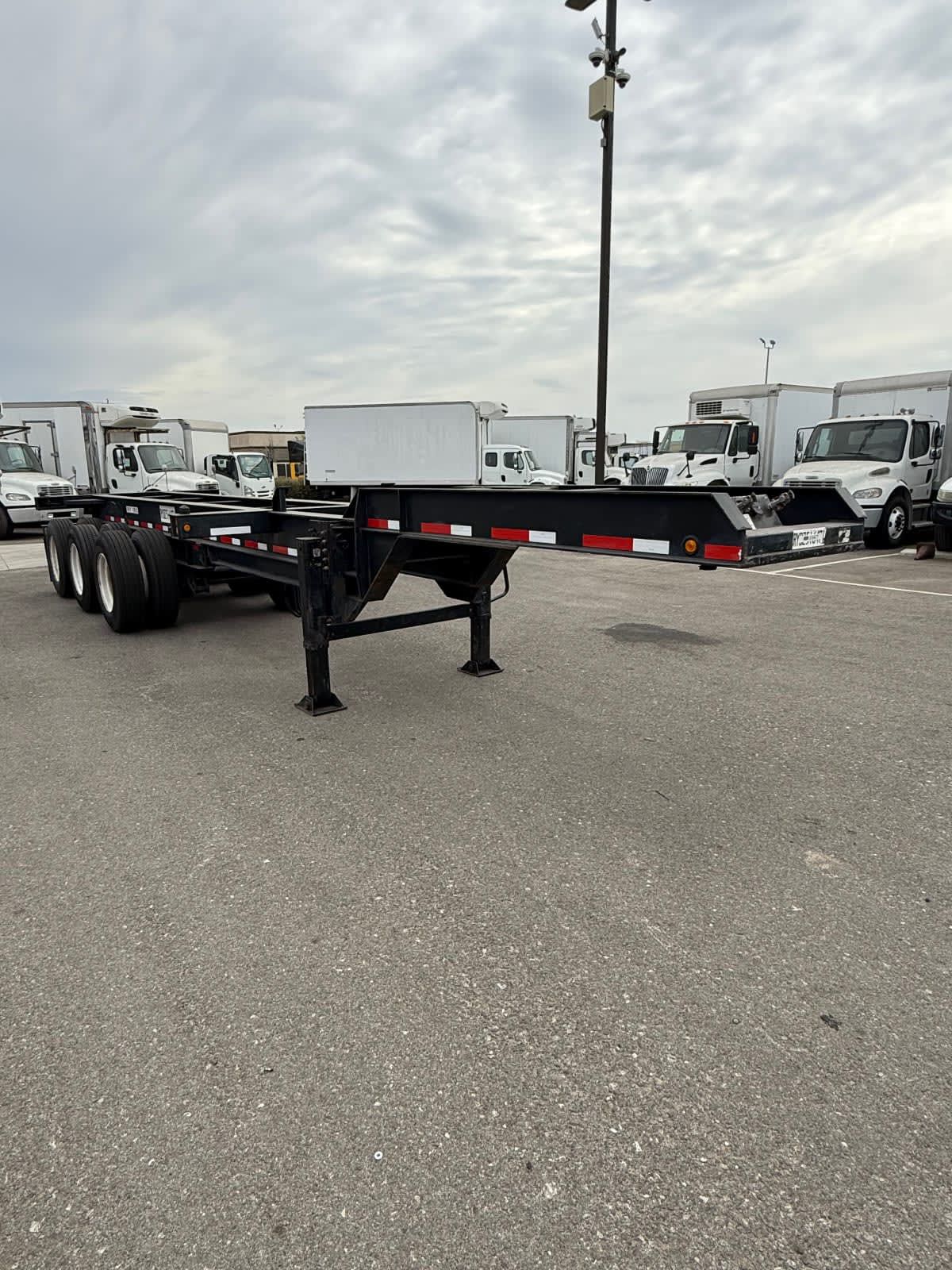 2013 Hyundai 20/96 FLATBED
