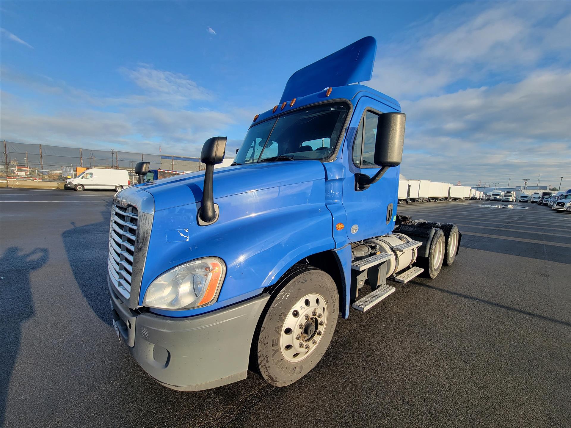 2016 Freightliner CASCADIA 125