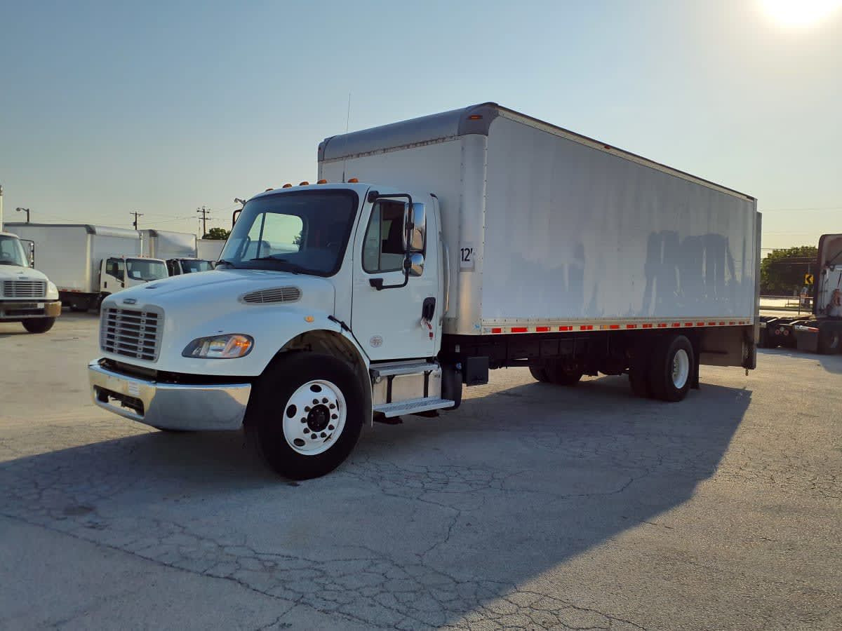 2019 Freightliner M2 106