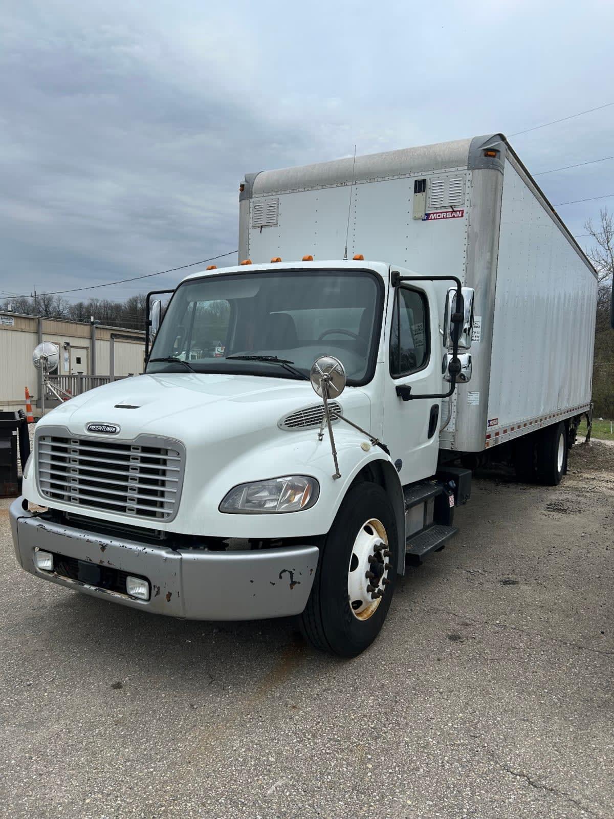 2019 Freightliner M2 106