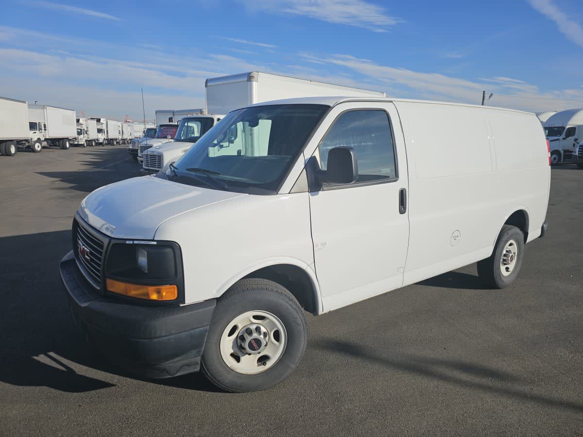 2017 GMC SAVANA 3500
