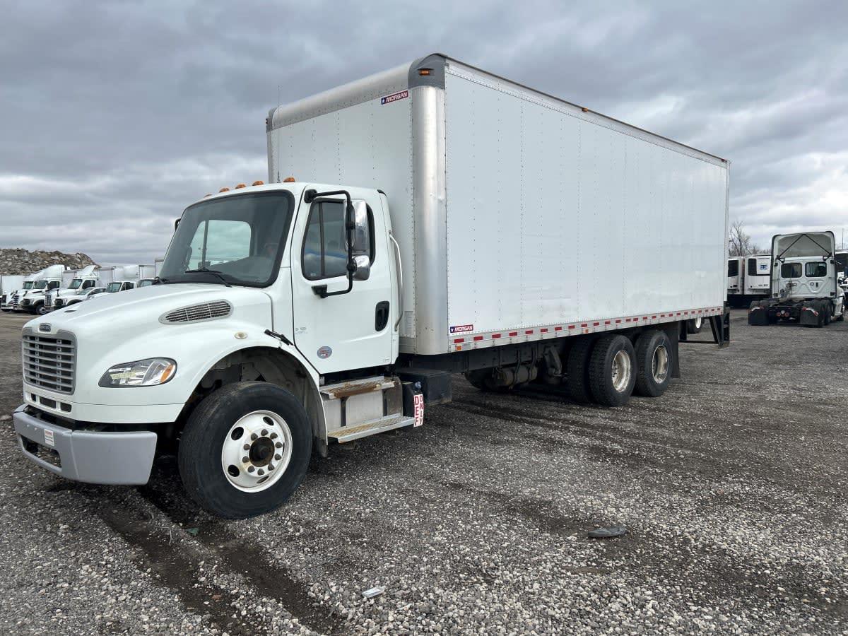 2018 Freightliner M2 106