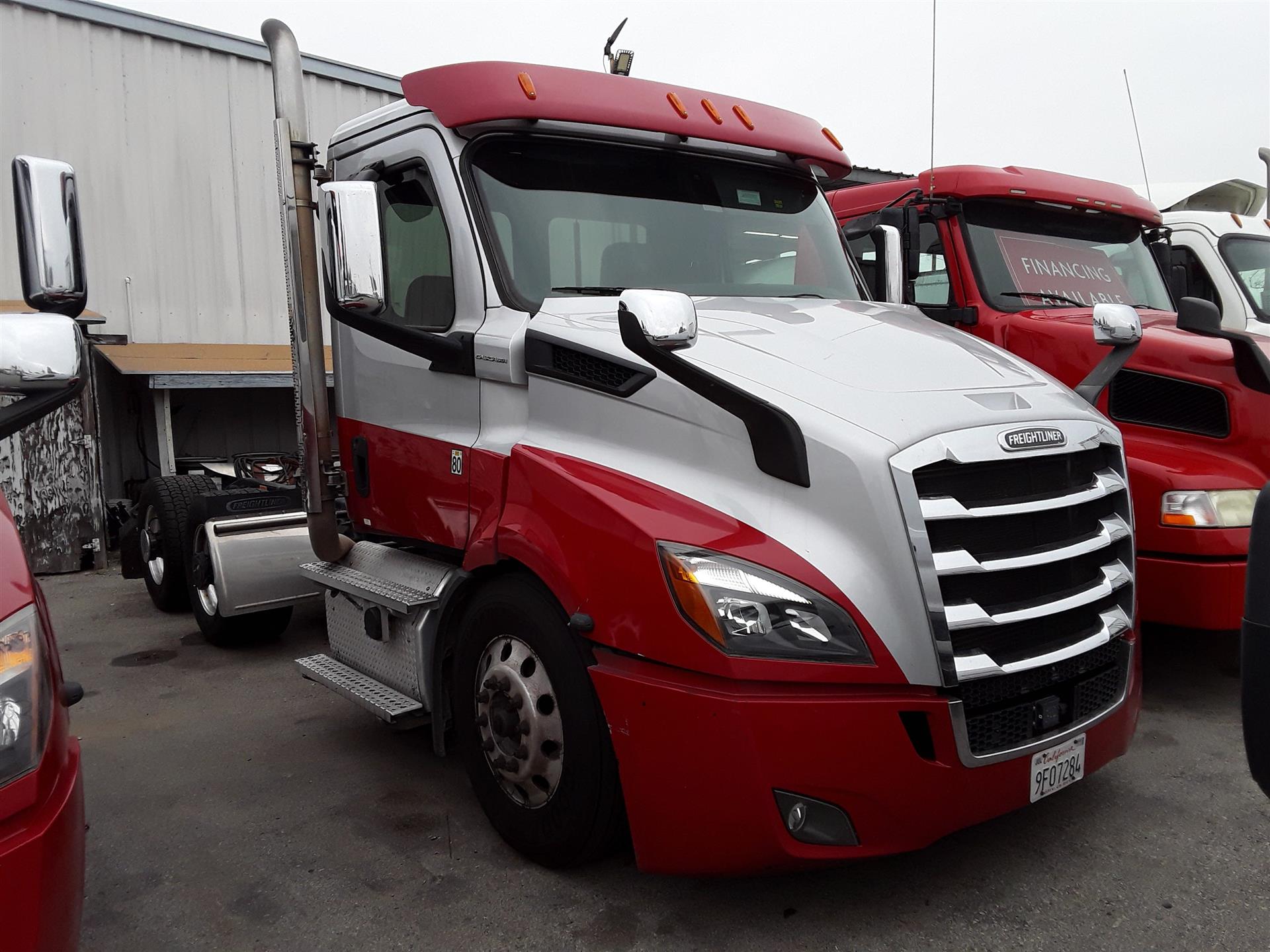 2020 Freightliner NEW CASCADIA 116