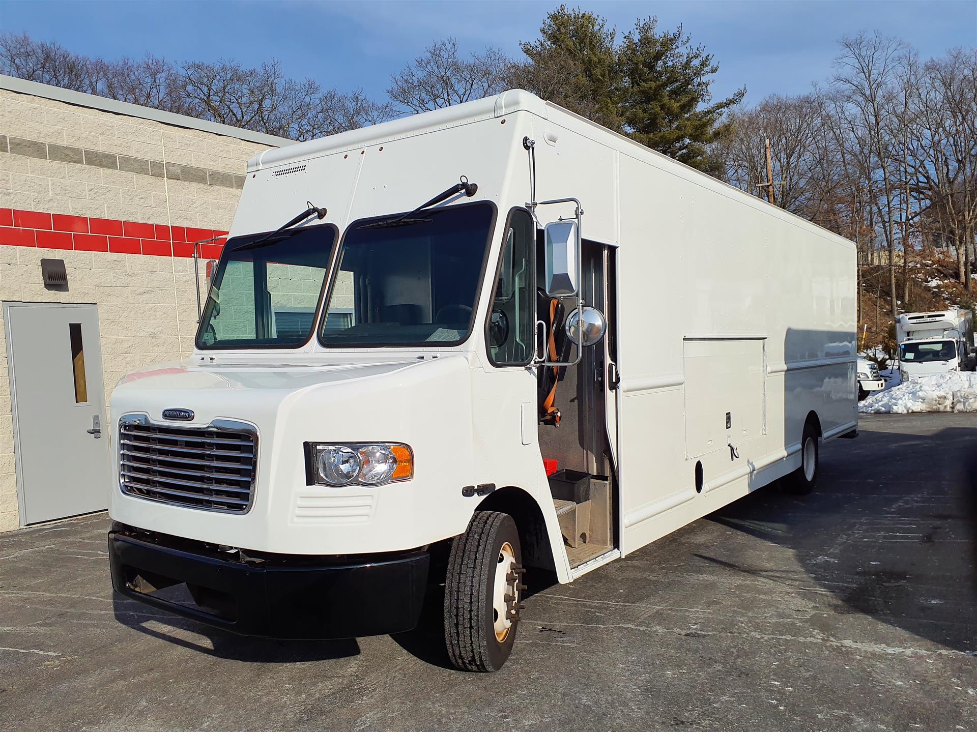 2016 Freightliner MT55