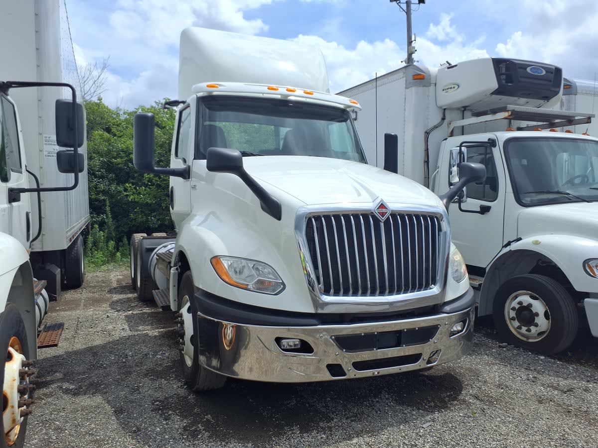 2019 International LT625
