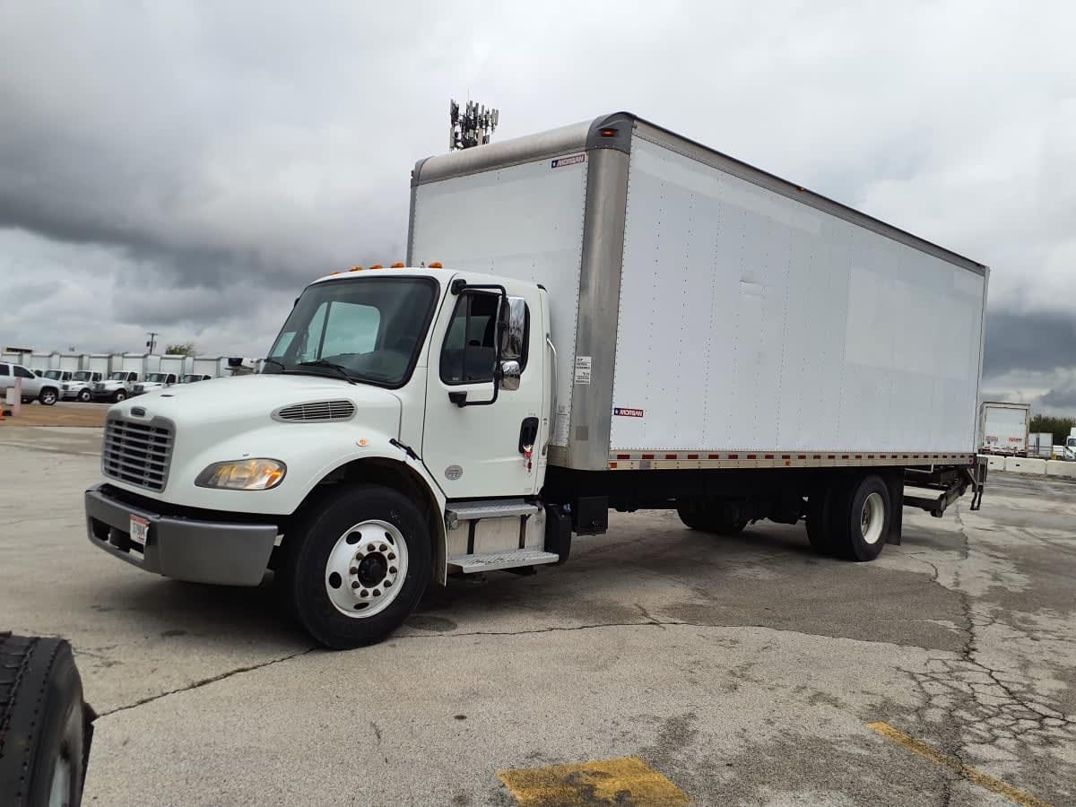 2018 Freightliner M2 106