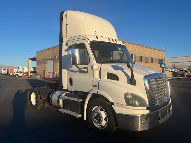 2017 Freightliner CASCADIA 113