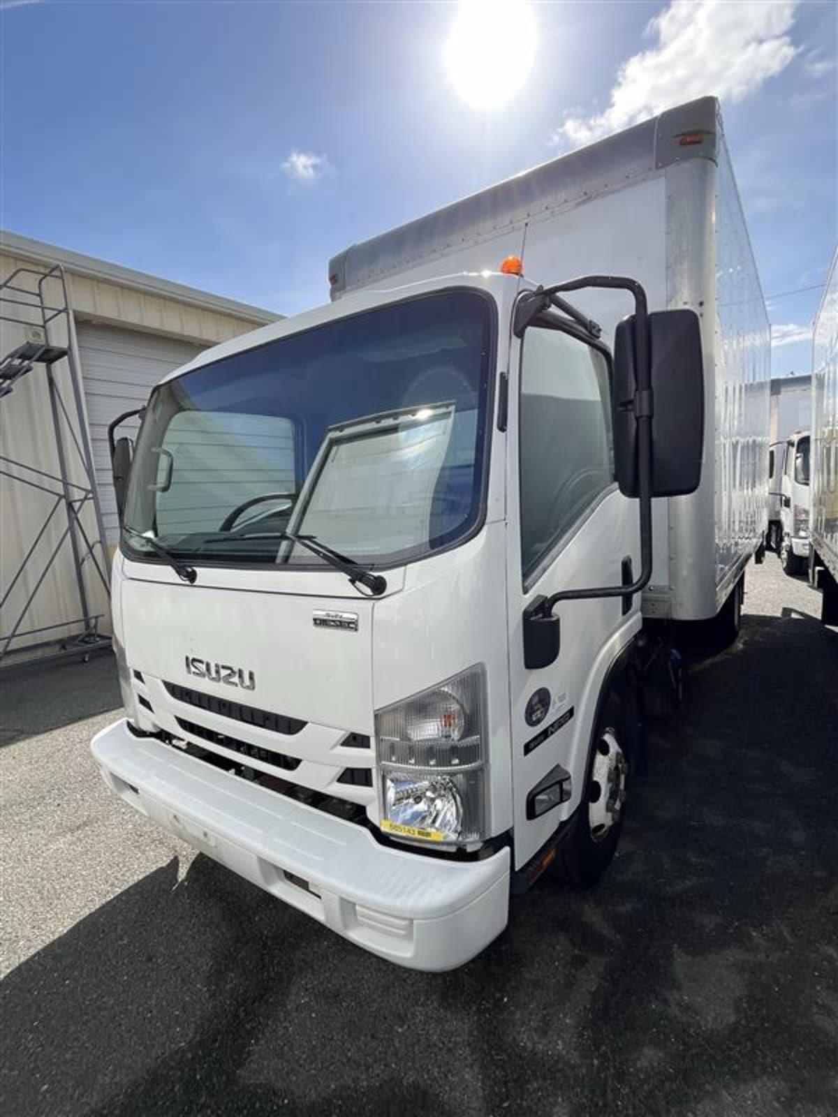 2017 Isuzu NPR HD