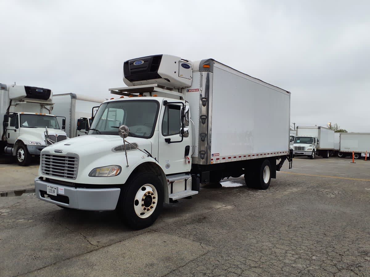 2018 Freightliner M2 106