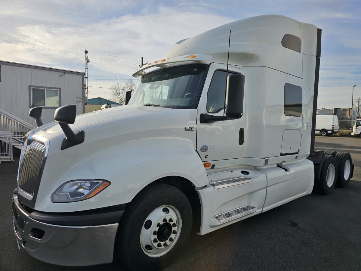 2020 International LT625