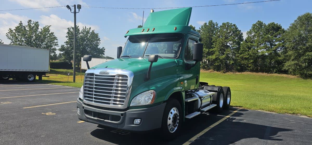 2019 Freightliner CASCADIA 125