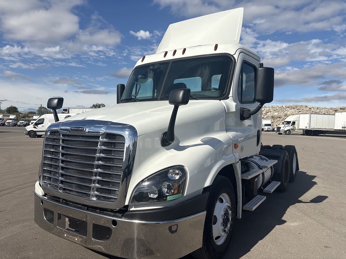 2018 Freightliner CASCADIA 125