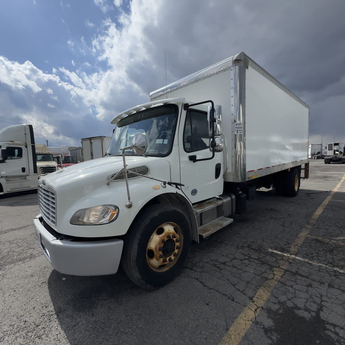 2019 Freightliner M2 106