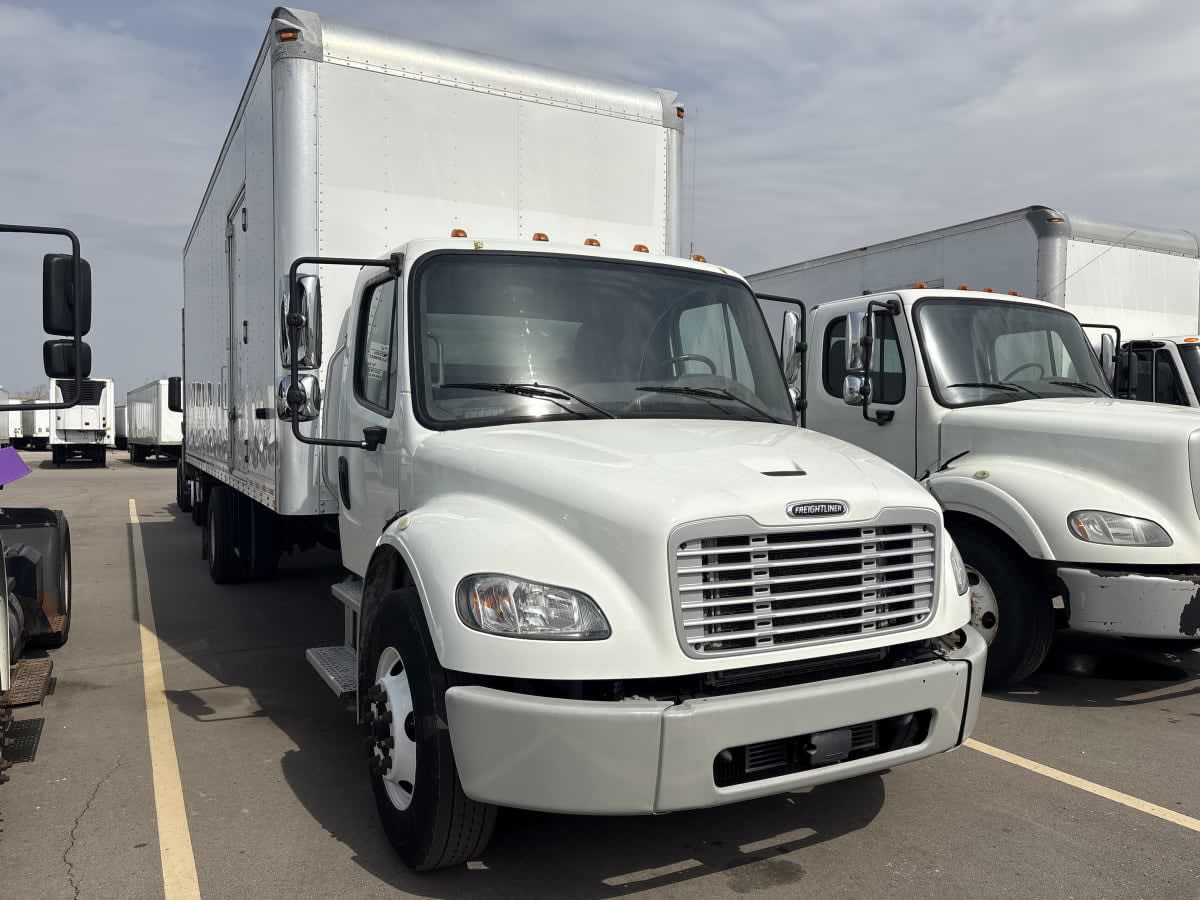 2019 Freightliner M2 106