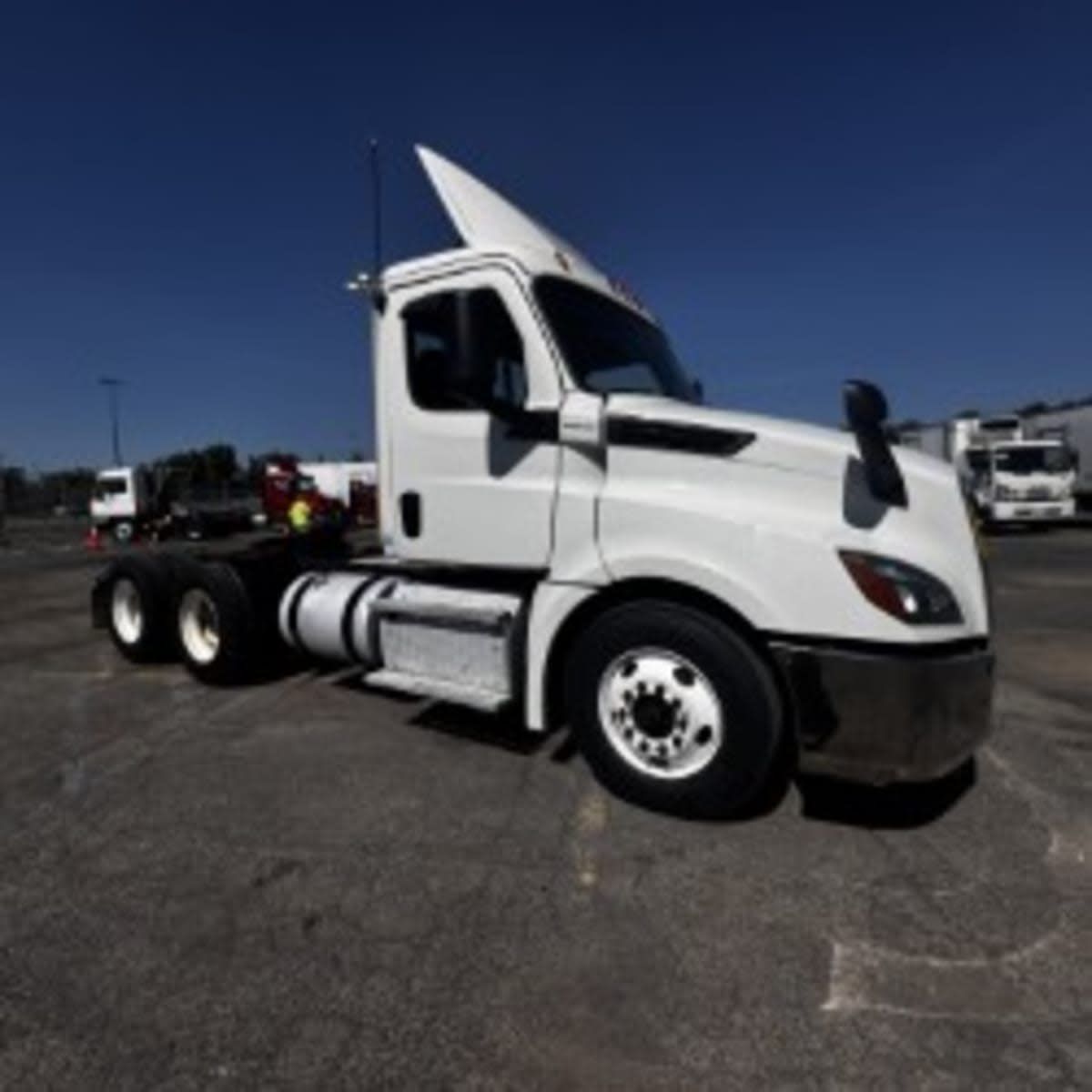 2019 Freightliner NEW CASCADIA PX12664