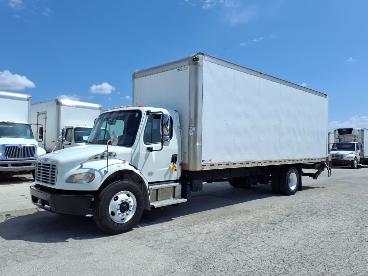 2019 Freightliner M2 106