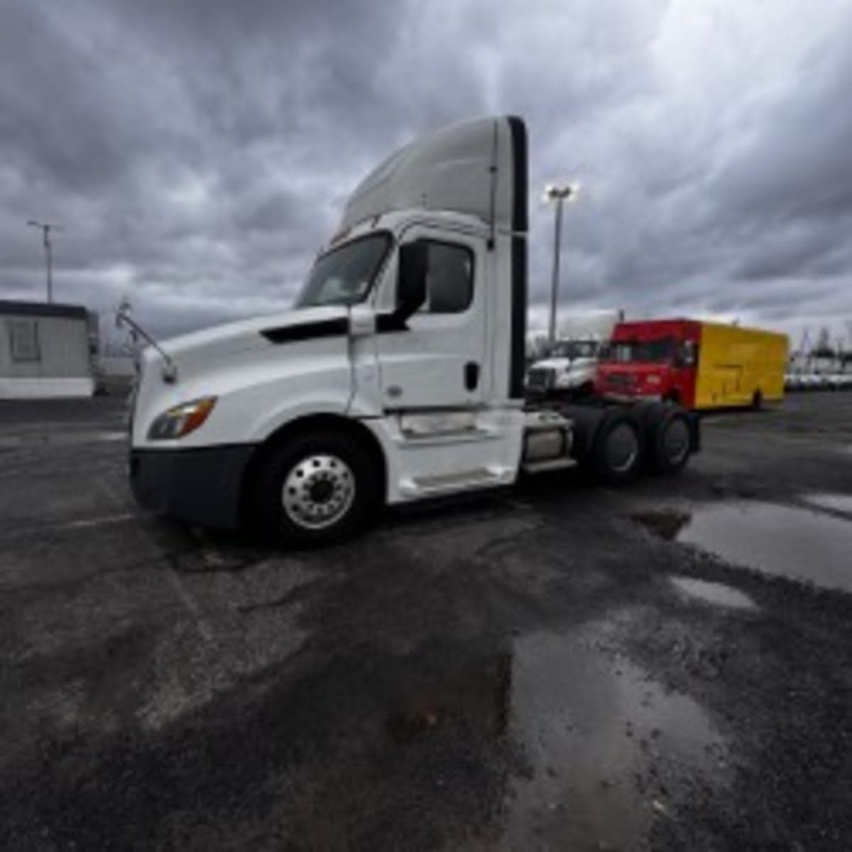 2020 Freightliner NEW CASCADIA PX12664
