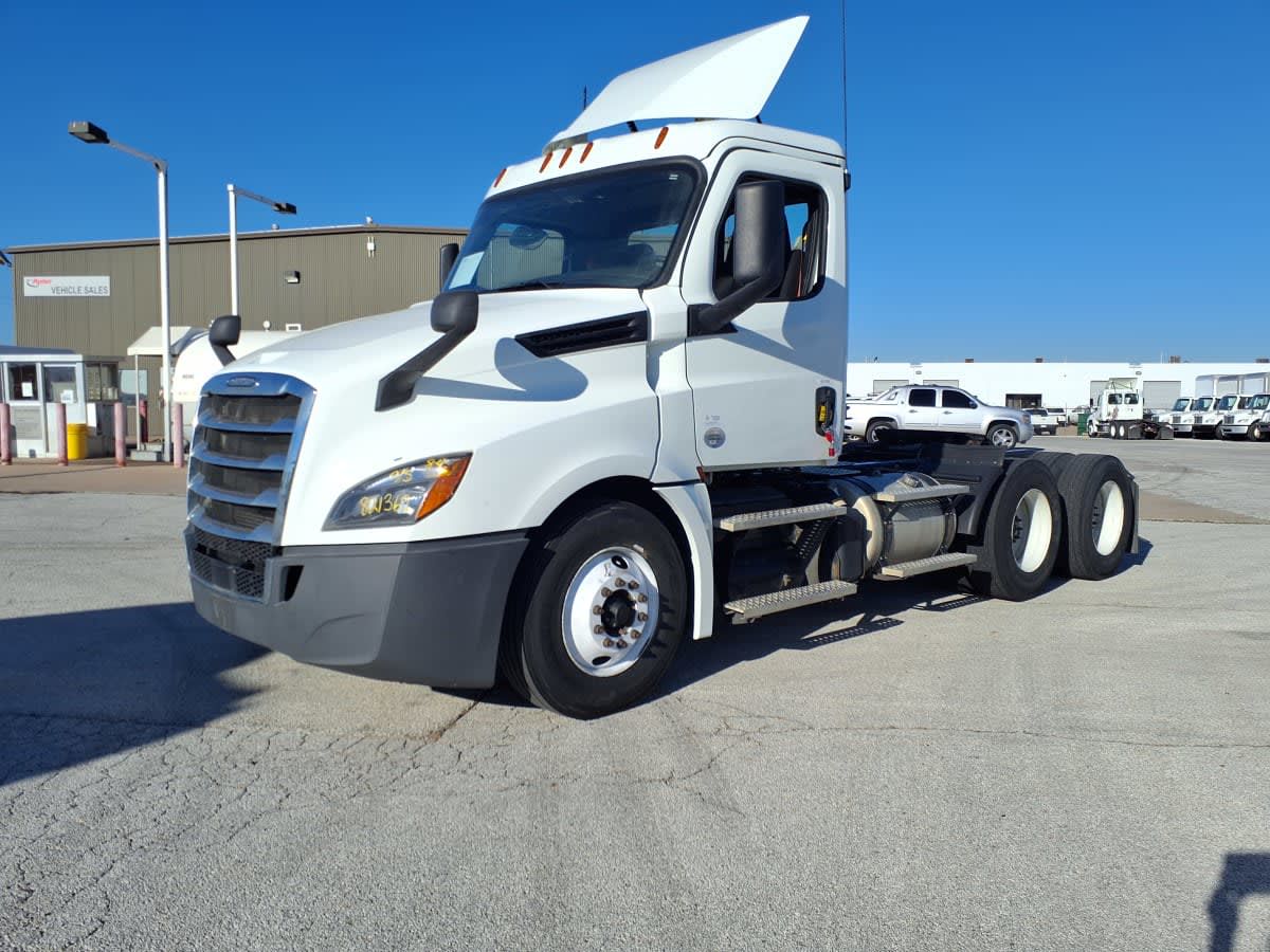 2019 Freightliner NEW CASCADIA PX12664