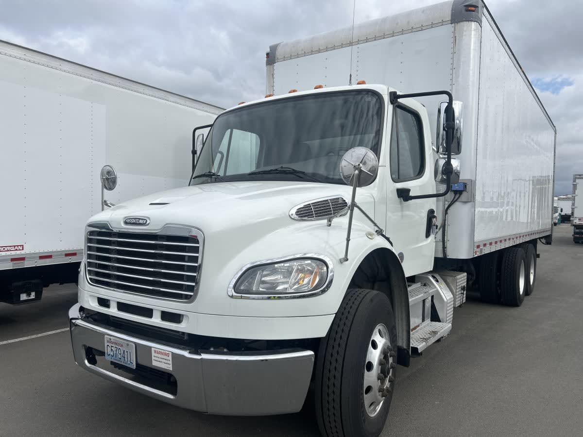 2018 Freightliner M2 106