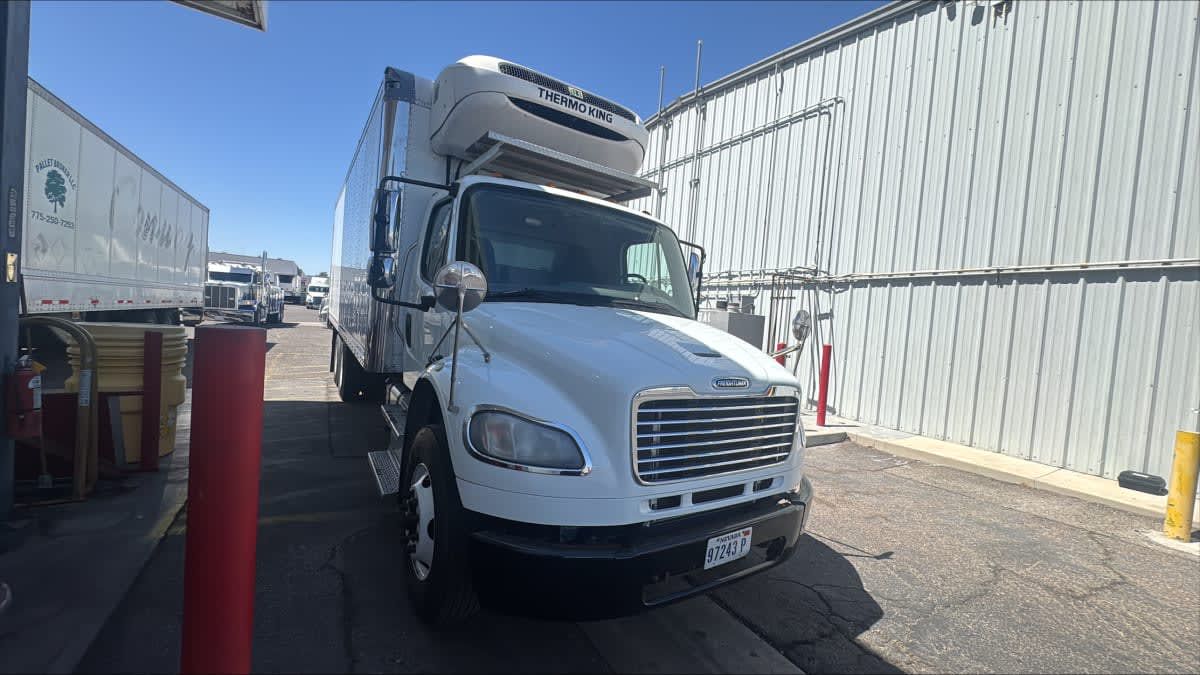 2016 Freightliner M2 106