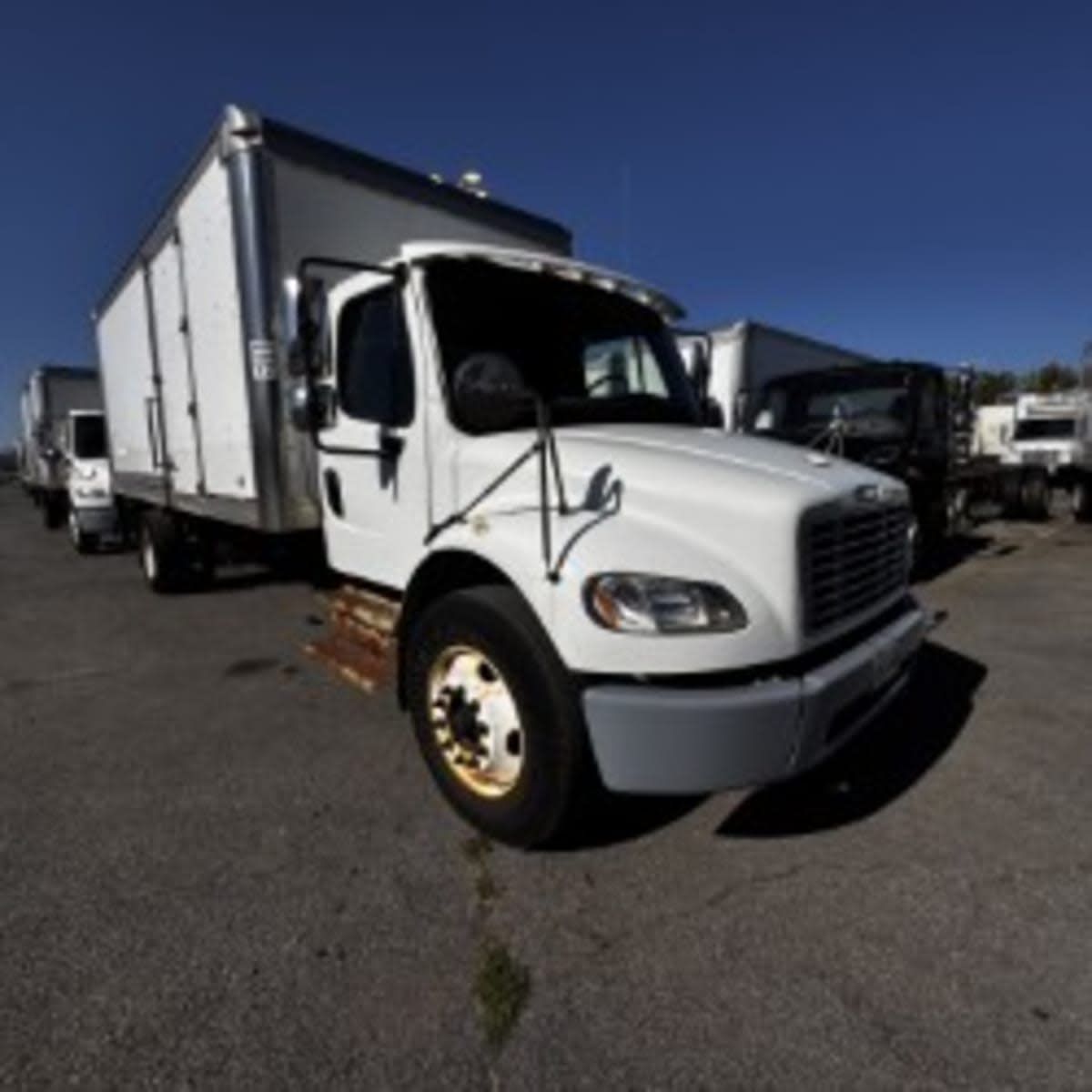 2019 Freightliner M2 106