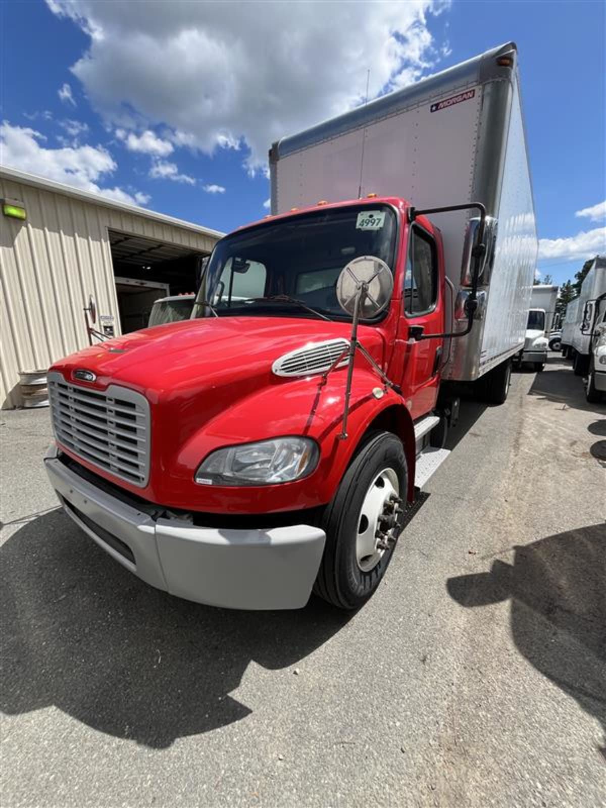2017 Freightliner M2 106
