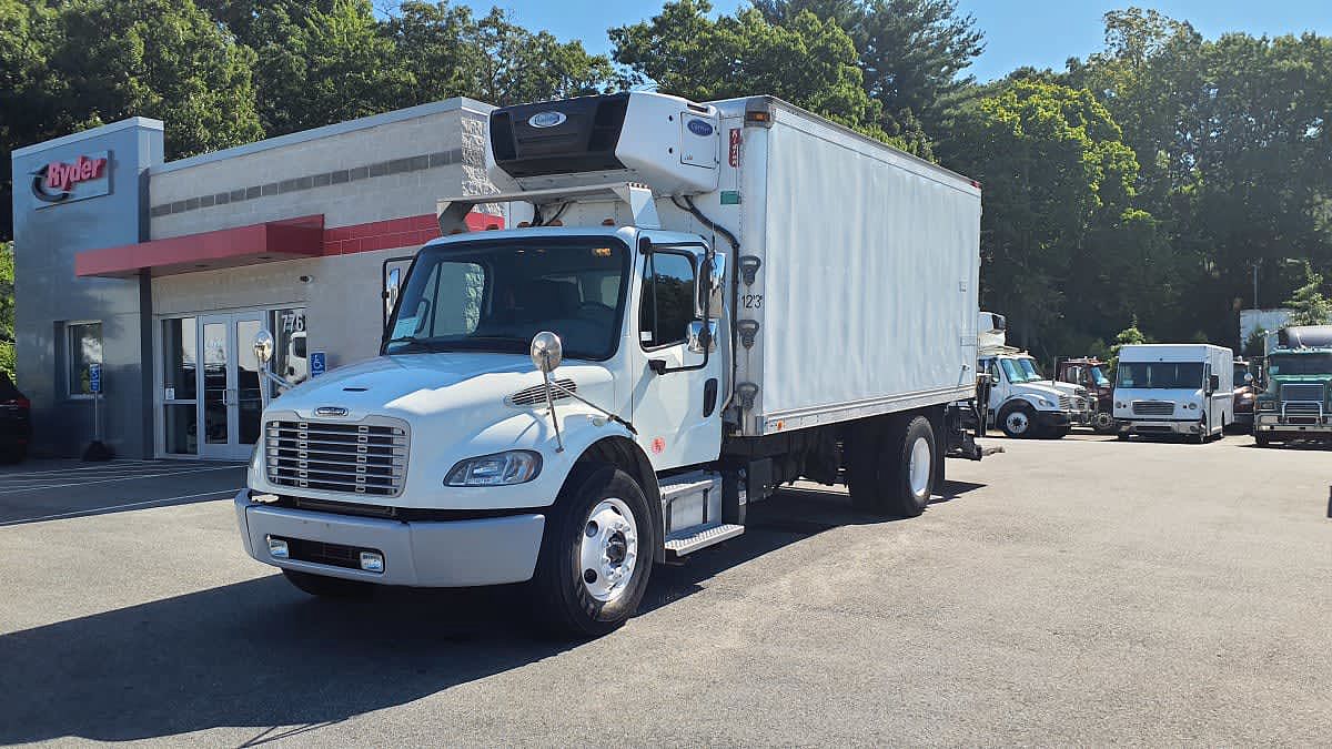 2019 Freightliner M2 106