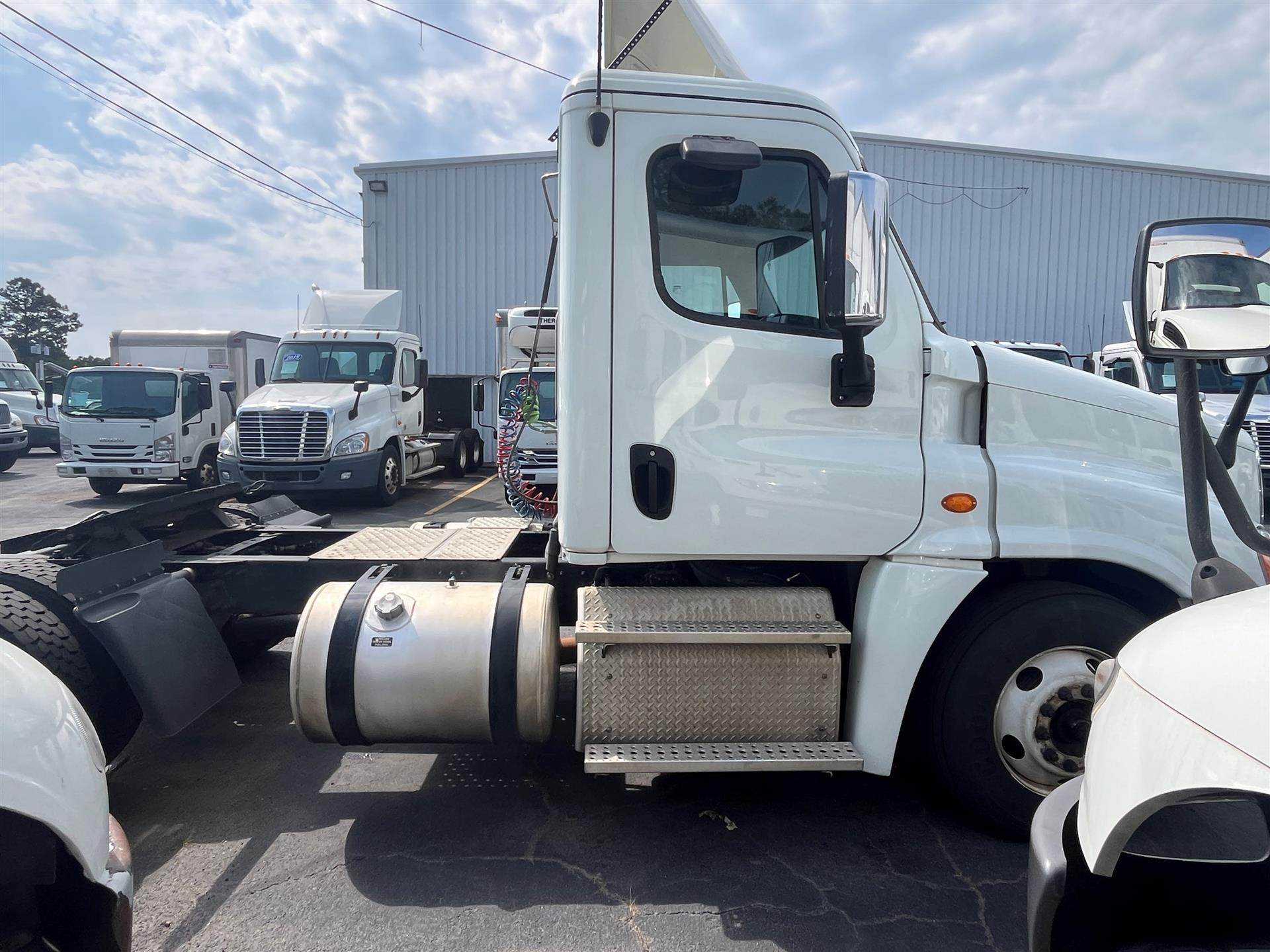 2019 Freightliner CASCADIA 125