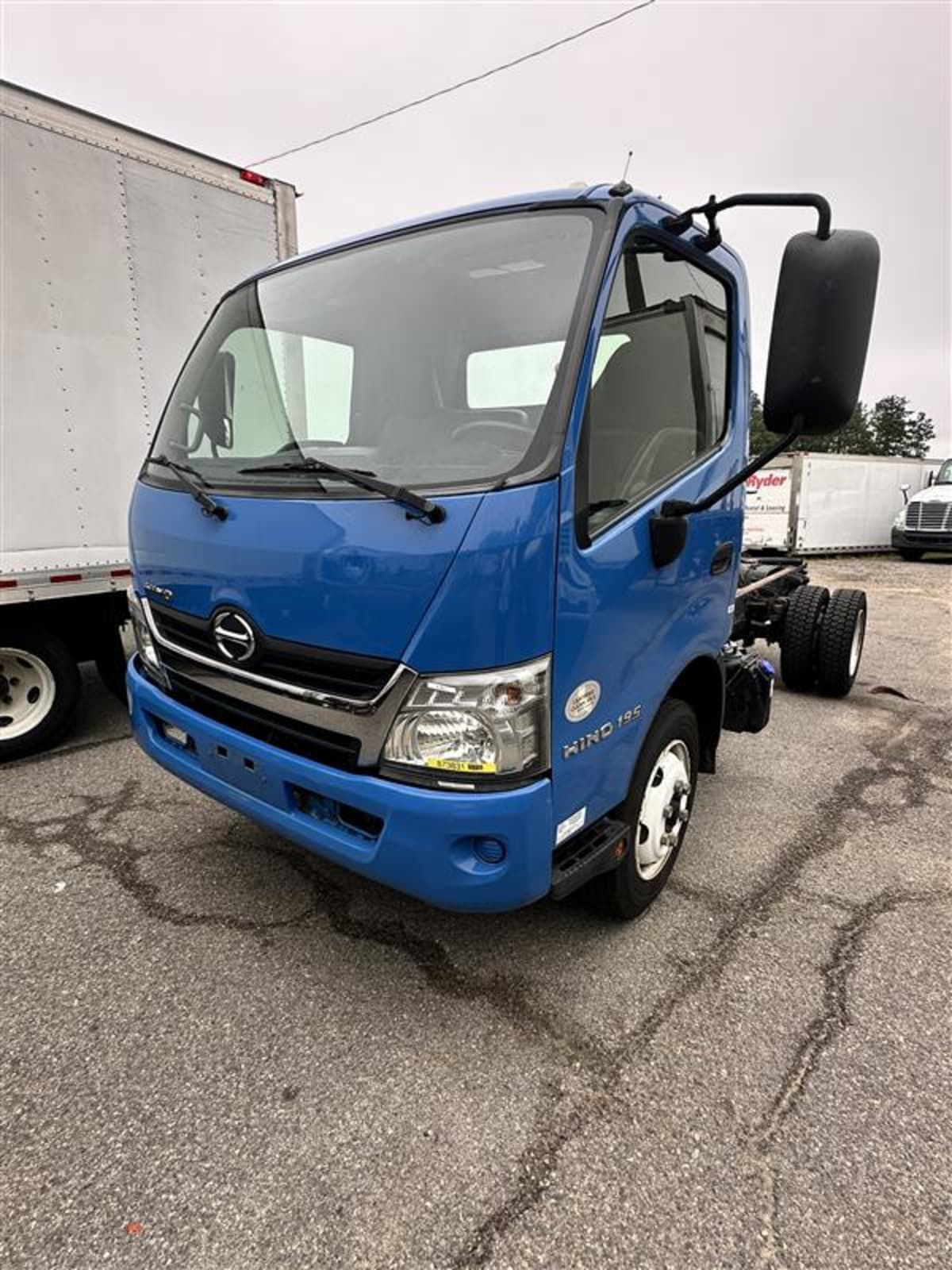 2019 Hino 195