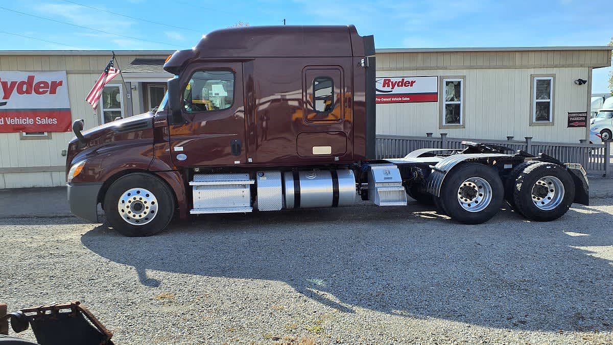 2020 Freightliner NEW CASCADIA PX12664
