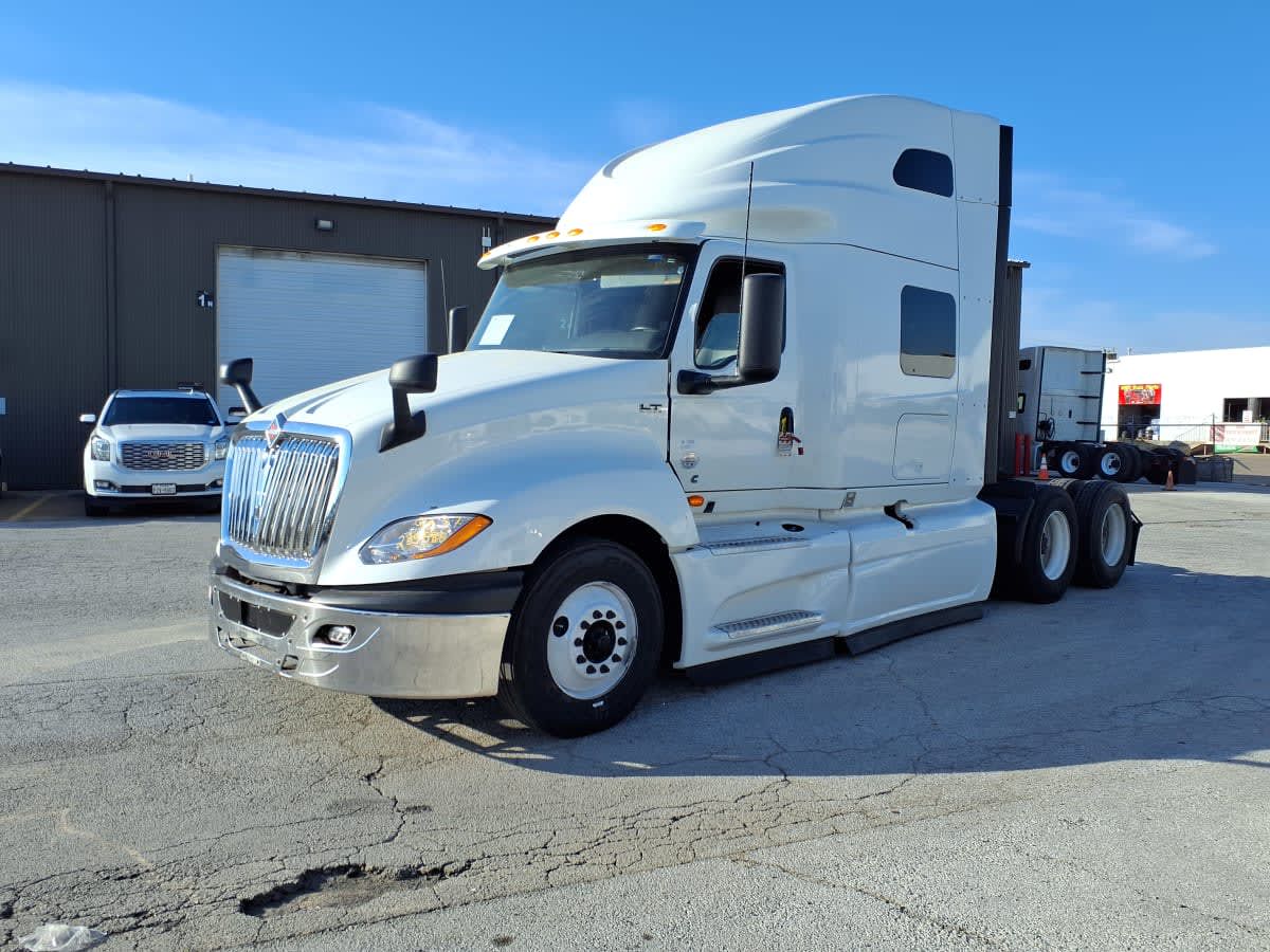 2020 International LT625
