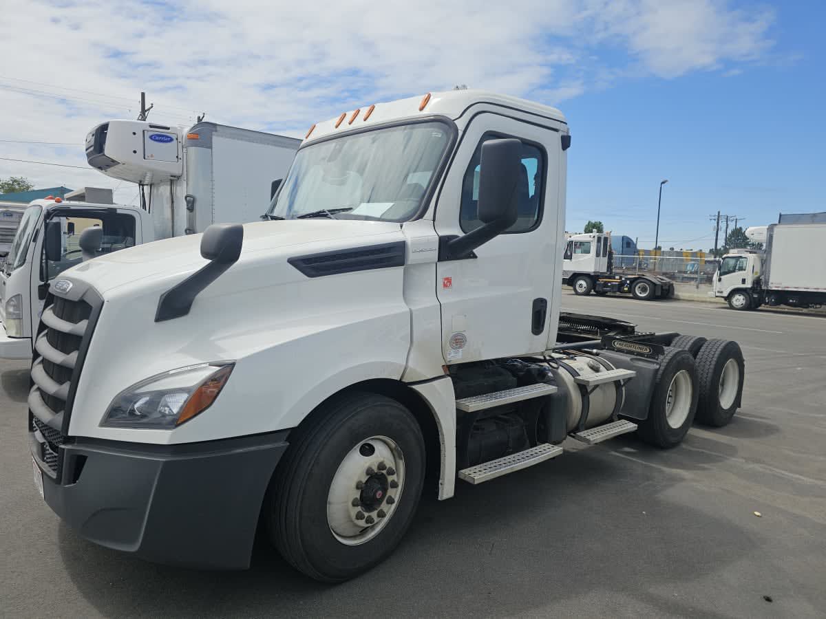 2019 Freightliner CASCADIA