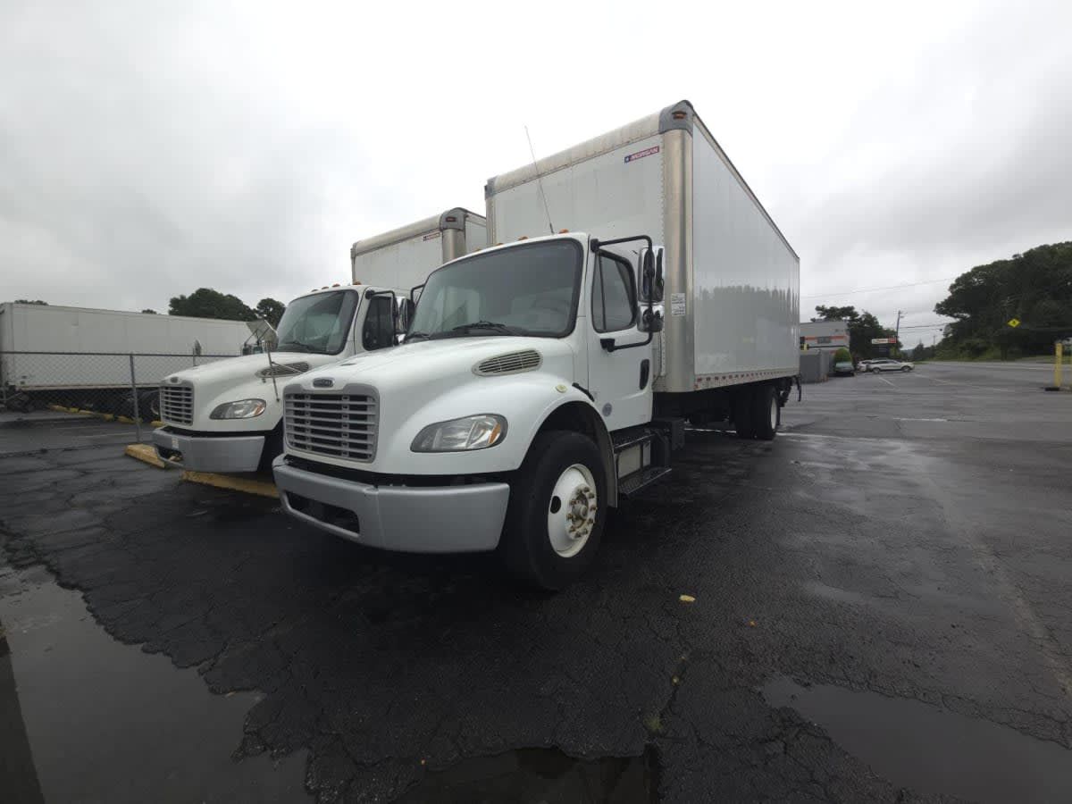 2019 Freightliner M2 106